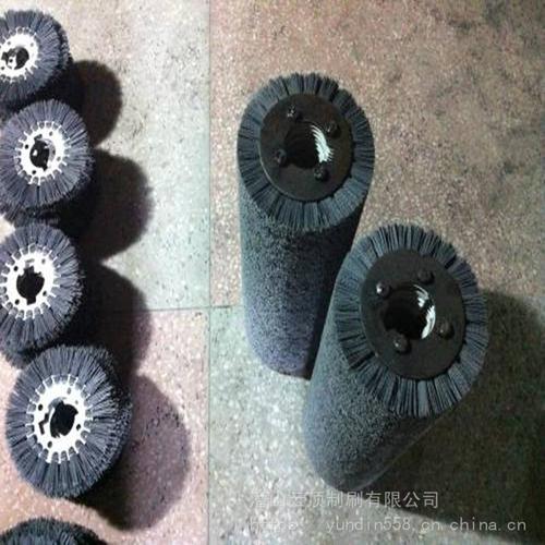 工业毛刷辊 滚筒刷 定做尼龙丝清洗机毛刷辊 小型除尘清扫器抛光刷子