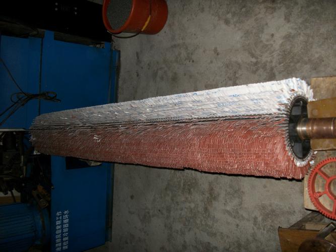 砂布刷 抛光刷 公司产品适用于钢材预处理,金属,薄板,卷板深加工行业